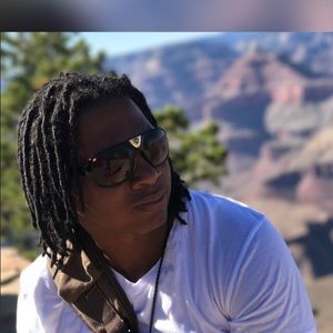 Meet your Posher, Justin